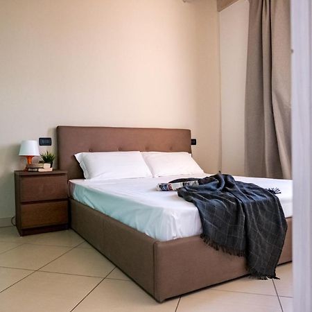 شقة Residenza Oleandro ديسينسانو ديل غاردا المظهر الخارجي الصورة