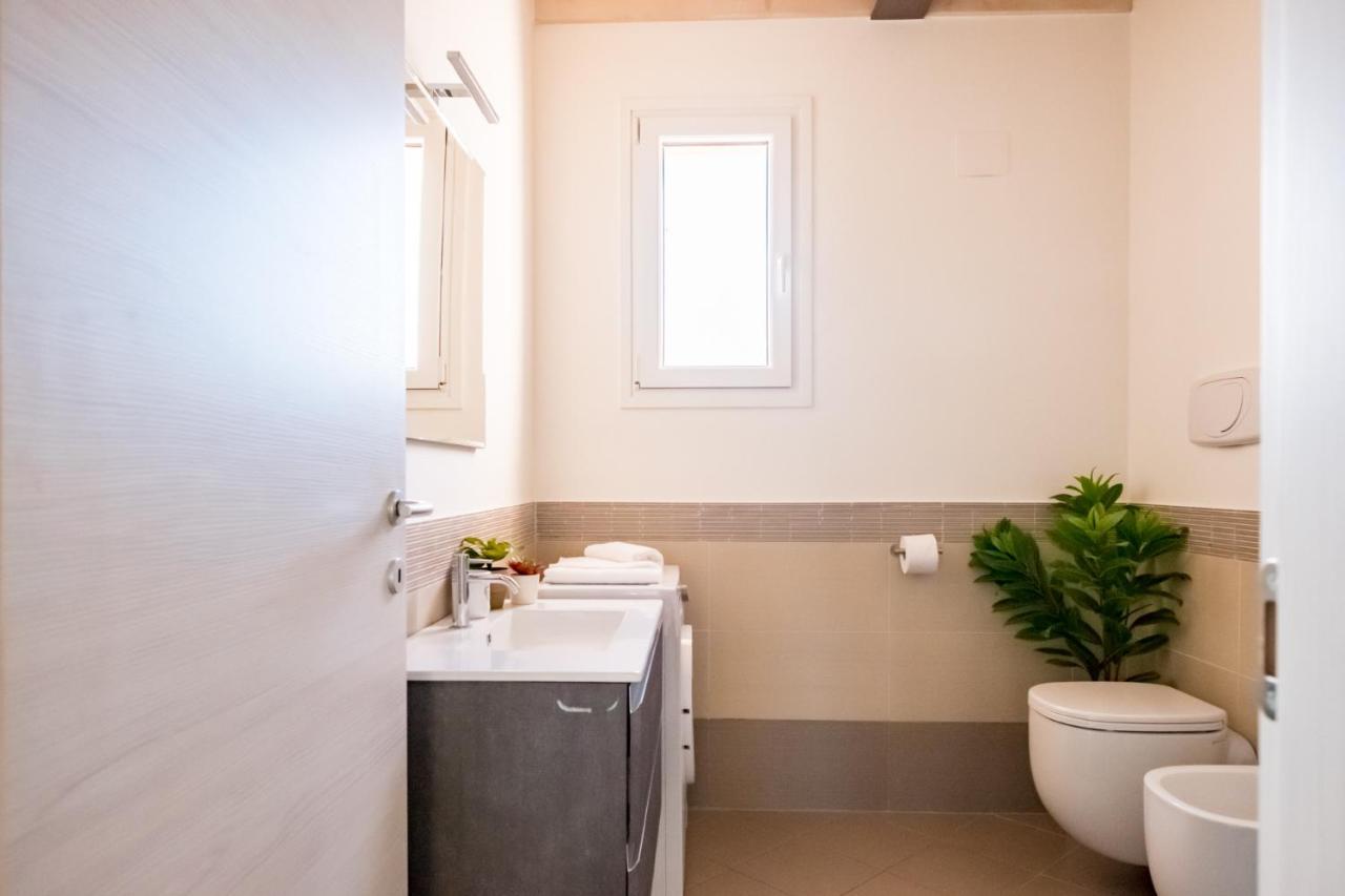 شقة Residenza Oleandro ديسينسانو ديل غاردا المظهر الخارجي الصورة