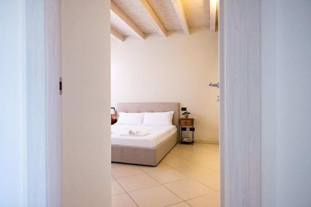 شقة Residenza Oleandro ديسينسانو ديل غاردا المظهر الخارجي الصورة